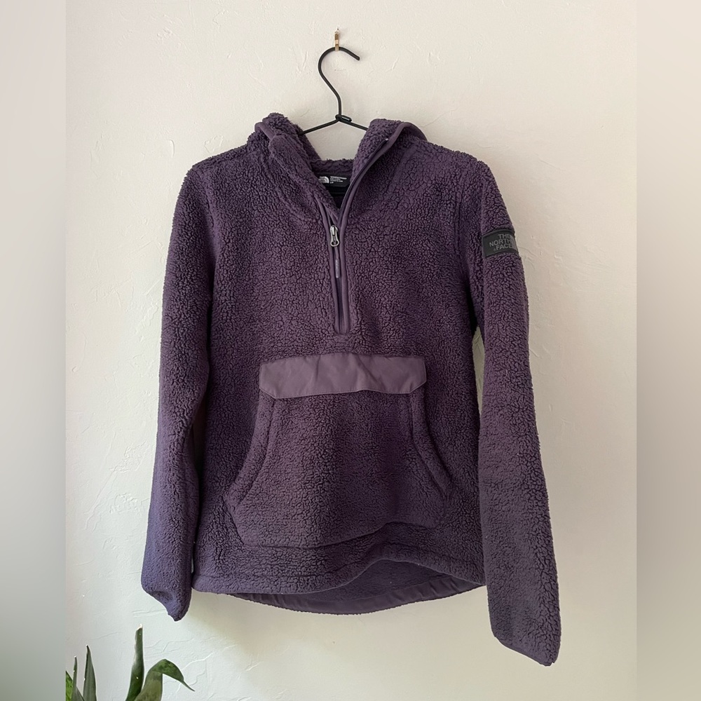 THE NORTH FACE CAMPSHIRE 1/2 ZIP HIGH PLUSH FLEECE ANORAK HOODIE IN PURPLE S - Picture 2 of 4